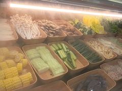 -来龍儿鲜切牛肉自助老火锅