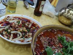 -乡土特色.冷锅鱼.牦牛肉汤锅