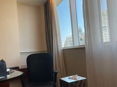 -上海浦东假日酒店