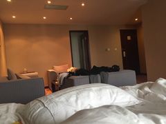 -上海徐汇瑞峰酒店