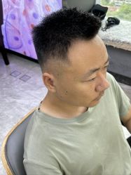 -藤野造型烫发染发