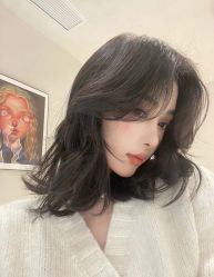 -变画·发型STUDIO