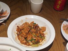 -爱碗亭·鲜炒湖南菜(壹城中心店)