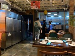 大堂-三个大叔烤羊肉串·炭炉砂锅菜(西三旗店)