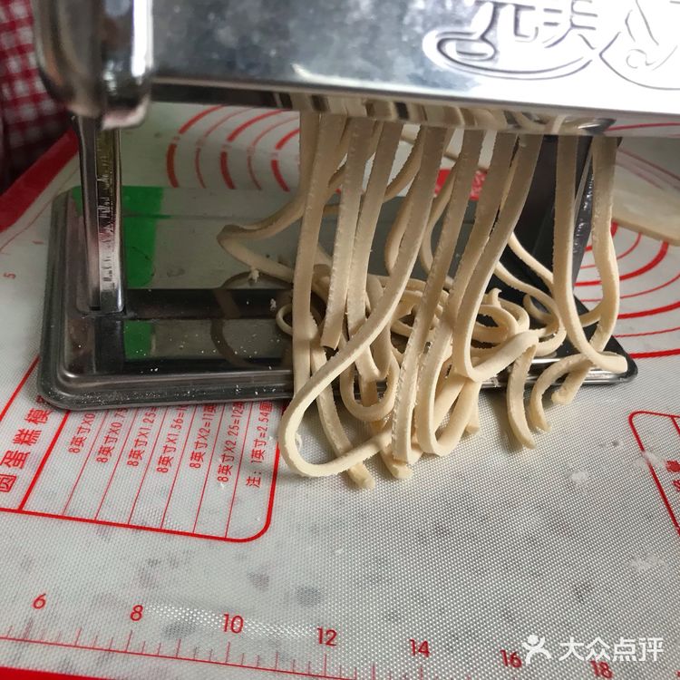 自己动手制作美味手擀面