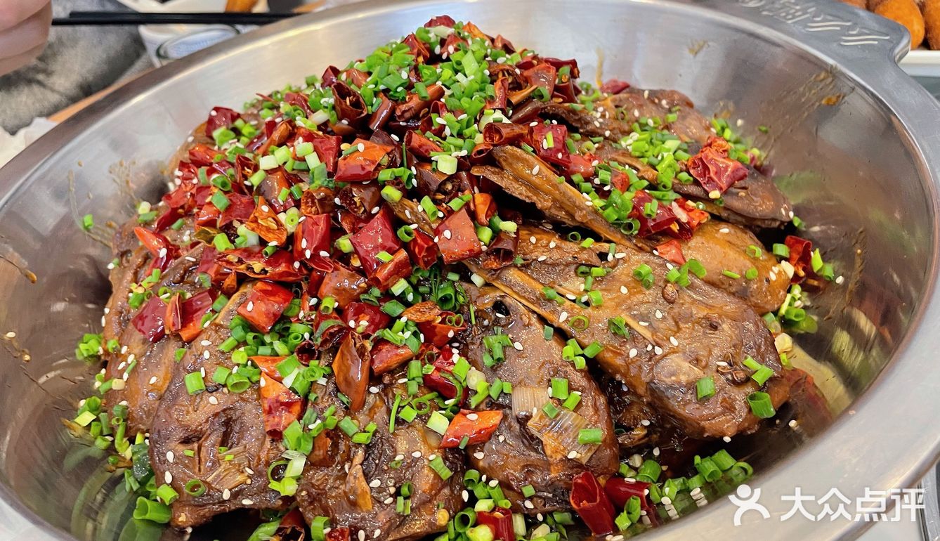 打卡超好吃的鸭爪爪店[加油]