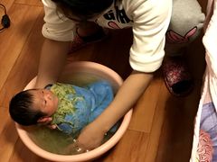 -爱贝佳母婴护理服务中心·月嫂育儿嫂(鲁迅路店)