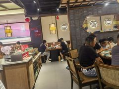 -魏铭鱼头捞饭(晋阳路店)