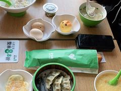 -老乡鸡(滨湖假日店)