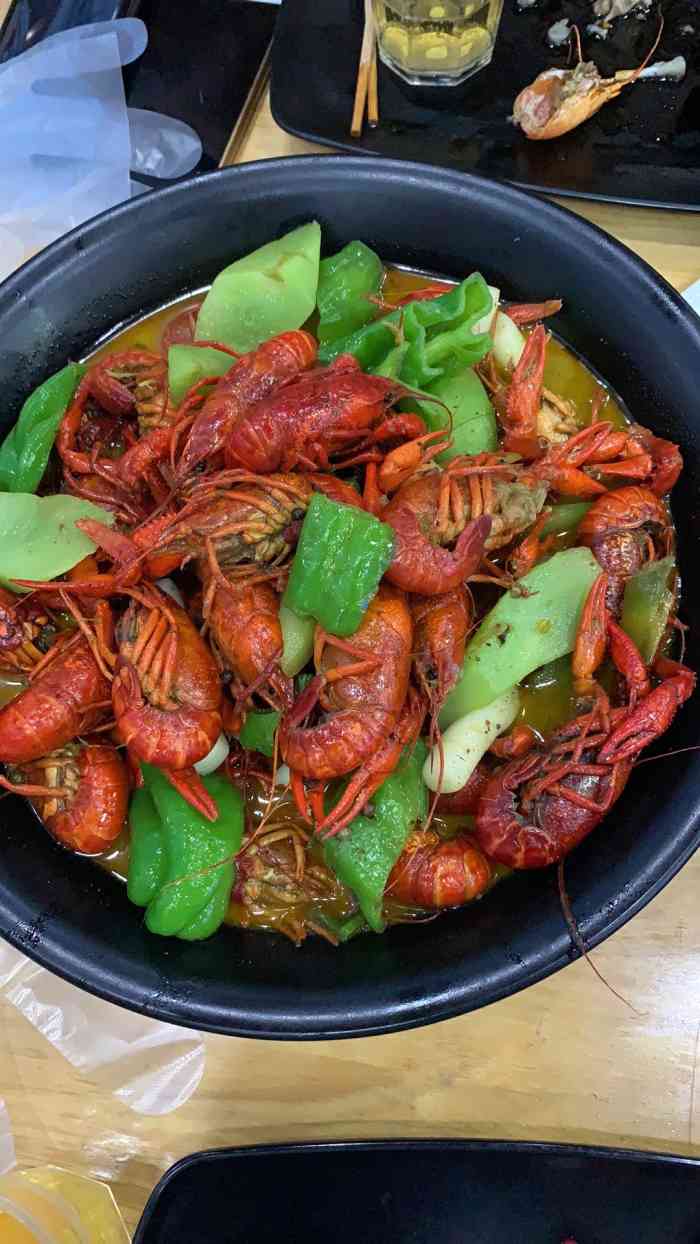 小杨龙虾馆(罗秀路店)-"选这家店是大众点评排行榜在前面,价格中规.