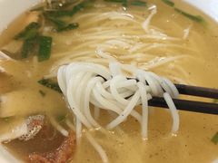 -建新园过桥米线(宝善街店)