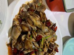-嗨辣小聚·盘锦河蟹·海鲜烧烤龙虾(盘锦十年好店)