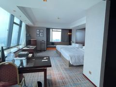 -上海龙之梦万丽酒店