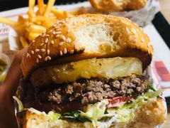 -The Habit Burger Grill 哈比特汉堡(复兴soho店)