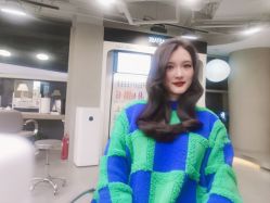 -变画·发型STUDIO