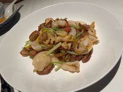 潮州老菜脯干炒鲍鱼片-炳胜私厨(万象前海店)