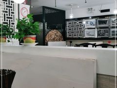 -桥香园云南过桥米线(金马碧鸡店)