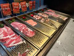 -山焱·炭火自助烤肉(周浦万达店)