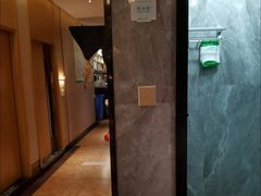 -金色印象·4K影院式足体养生(杨家坪西郊店)