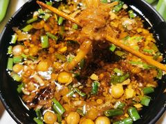 -钢管厂五区小郡肝串串香(奥克斯广场锦城万达店)