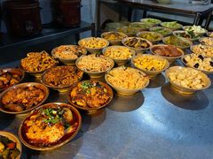 -董哥山城碗碗香(美专校街店)