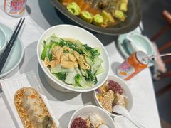 -江城小馆陕南妈妈菜·全球旅行餐厅(钟楼店)