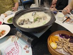 -香山湖家家宴(中山陵店)