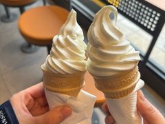 -麦当劳(新天地得来速店)