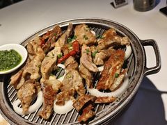 -贝勒爷·酥不腻烤鸭