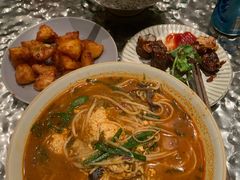 -粉八·云南米线·建水烧烤(常熟路店)