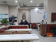 -晋合湘山西刀削面(中冀斯巴鲁大厦店)