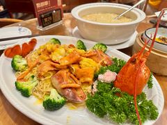 -龙悦湾酒家·八阵鱼生·渔人码头店