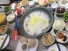 -秦妈火锅(仁泰里店)