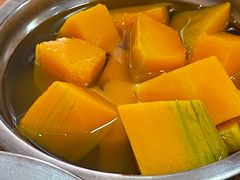 -黄利砖万峰林布依特色酸笋牛肉馆
