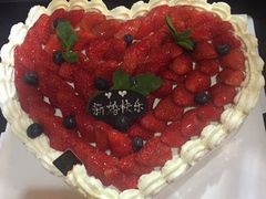 -花花卷卷·鲜食蛋糕(静安久光百货店)