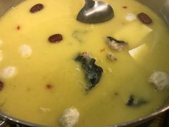 -证大大拇指广场(芳甸路店)