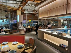 -蜜桃餐厅·伴山(湖滨商业街店)