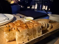 餐前三拼烤面包-Mercato莫卡多露台餐厅与酒吧(K11店)