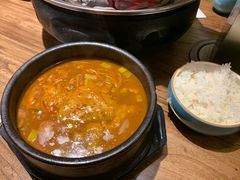 -明洞阿姨·韩式酱蟹烤肉·创意料理(三元桥店)