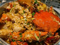 -凤凰路何眼镜香辣蟹(花果园店)