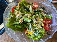 炼瓦家色拉-炼火烤肉店