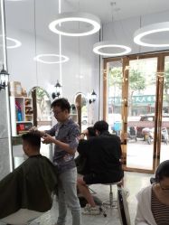 -线索名剪接发造型