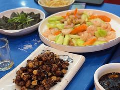 -一口猪海鲜浑锅·东北家常菜