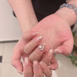 -Fanni美甲美睫皮肤管理