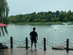 -上海怡沁园度假酒店