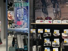 -迪卡侬(环球港店)