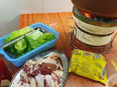 -威邵鸡煲(西华路总店)