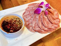 白族凉片-尽善百年古院餐厅(王家老宅店)