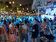 -FINNS Beach Club