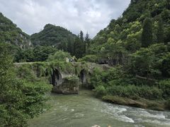 -高荡千年布依古寨旅游景区
